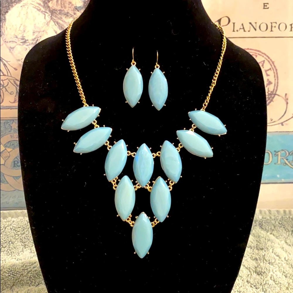 Cornflower blue jewelry set